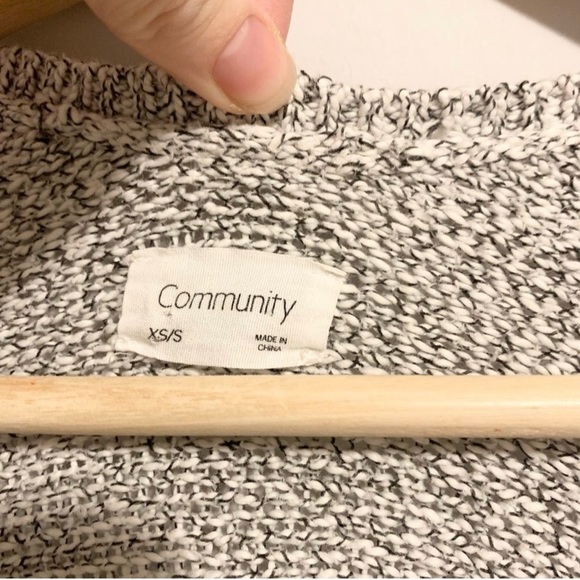 ARITZIA Community Ionic Cape Cardigan - Picture 7 of 7